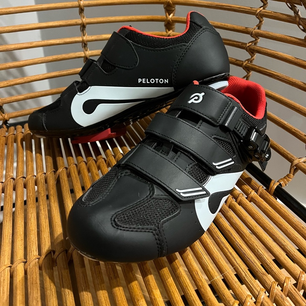 Peleton bike cycling shoes size 43
